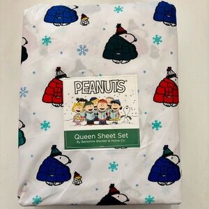 Peanuts Snoopy Puffer Jacket‎ Winter Queen Sheet Set Berkshire NEW